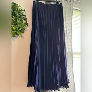 Beautiful Navy Pleated Maxi skirt